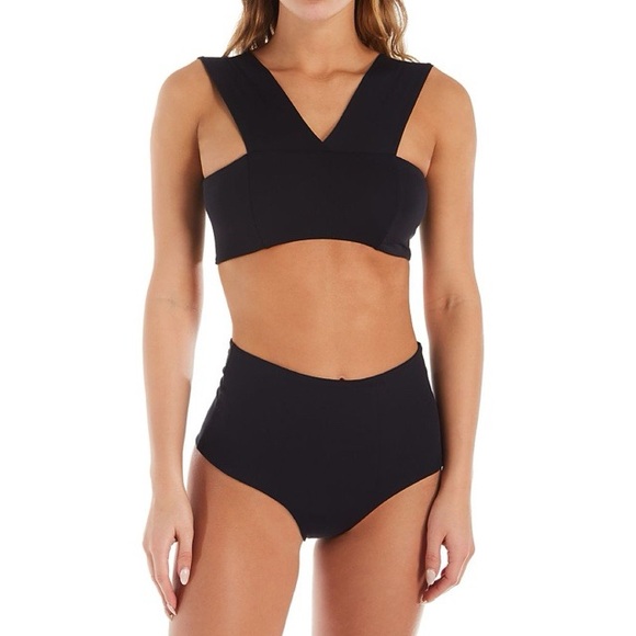 L Space Parker Bikini Top - Picture 4 of 10